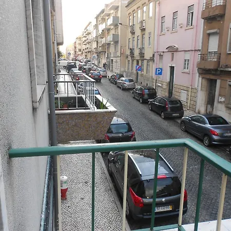 Campolide 3 Assoalhadas Apartment *